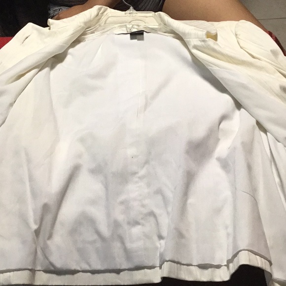 Marc Jacobs white jacket ( I’m Negotiable) - Picture 5 of 8